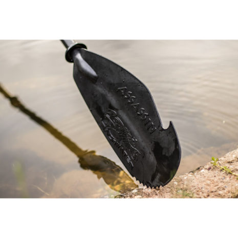 Backwater Assassin Carbon Fiber Hybrid Paddle Push off bottom