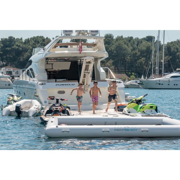 Yachtbeach Classic Pool 4.10 - Lifestyle Image-5 Yachtbeach Classic Pool 4.10 - Inflatable sea pool