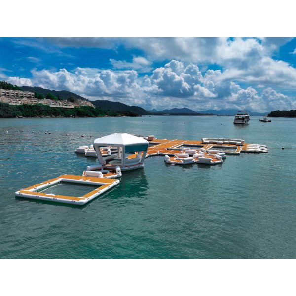 Yachtbeach Luxury Pool 4.10 - Lifestyle Image-1 Yachtbeach Luxury Pool 4.10 - Lifestyle Image-1