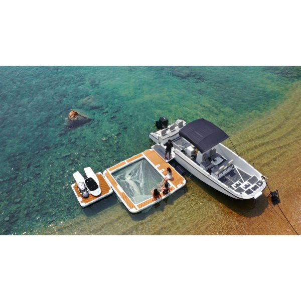 Yachtbeach Luxury Pool 4.10 - Lifestyle Image-2 Yachtbeach Luxury Pool 4.10 - Lifestyle Image-2