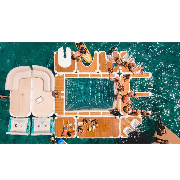 Yachtbeach Luxury Pool 6.20 - Lifestyle Image-1 Yachtbeach Luxury Pool 6.20 - Lifestyle Image-1