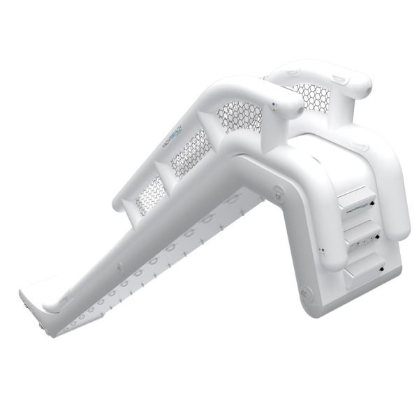 w23239-04-yachtbeach-magic-slide-700-780 w23239-04-yachtbeach-magic-slide-700-780