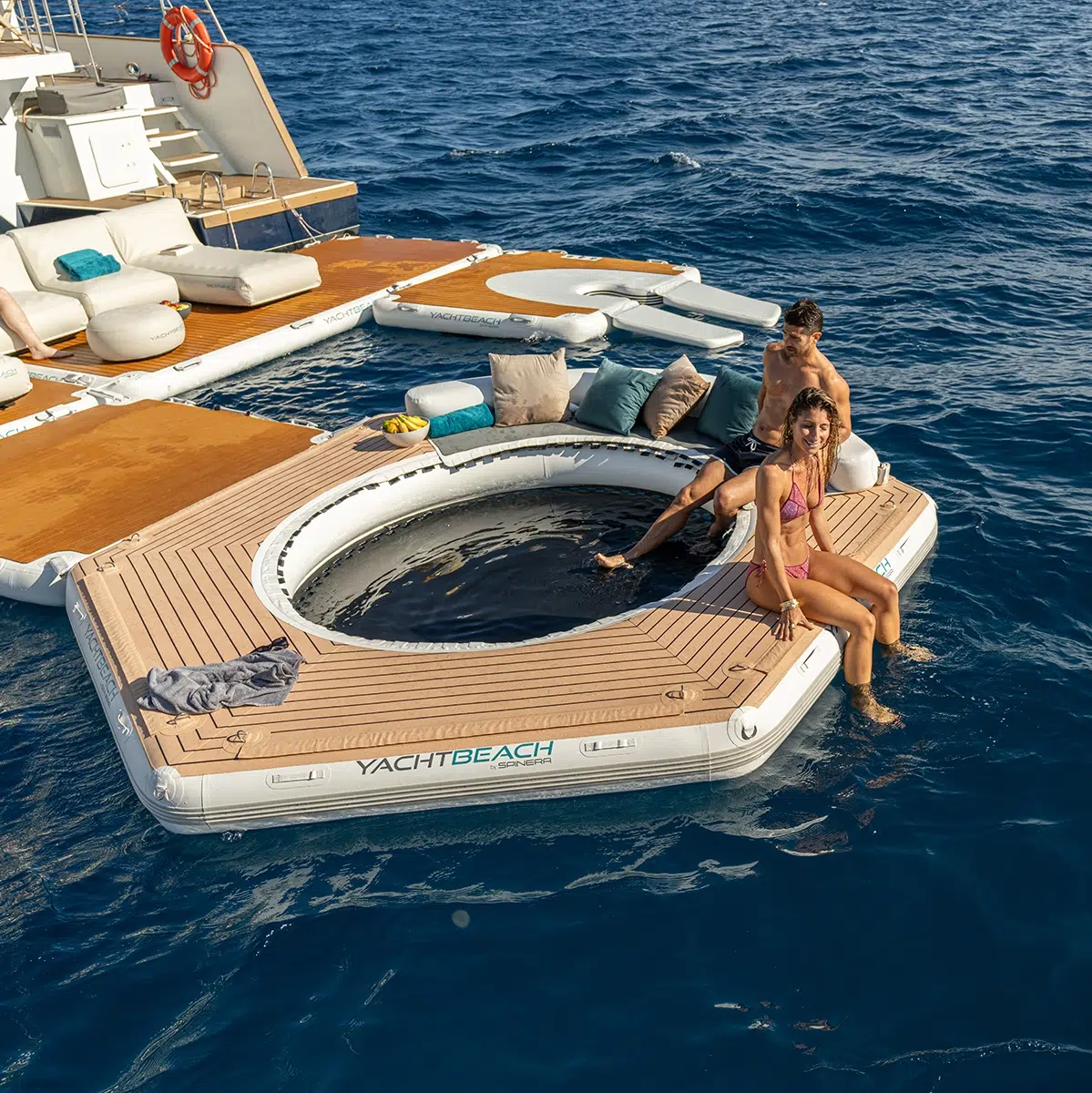 Yachtbeach Pavilion Party Setup Platform 4.10 - 13.5ft