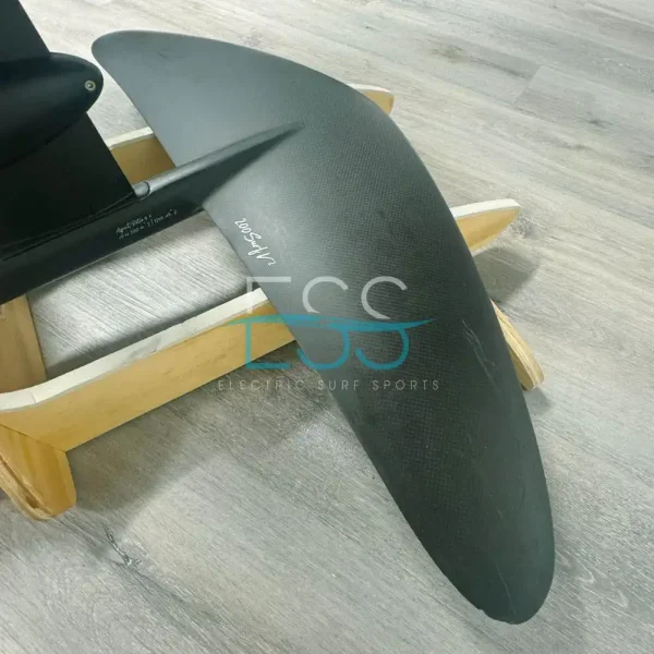 LIFT3 5'4 - CARBON BLACK - Pre Owned - MHS36543F121-15 LIFT3 - 5'4 Carbon Black - Pre-Owned eFoil