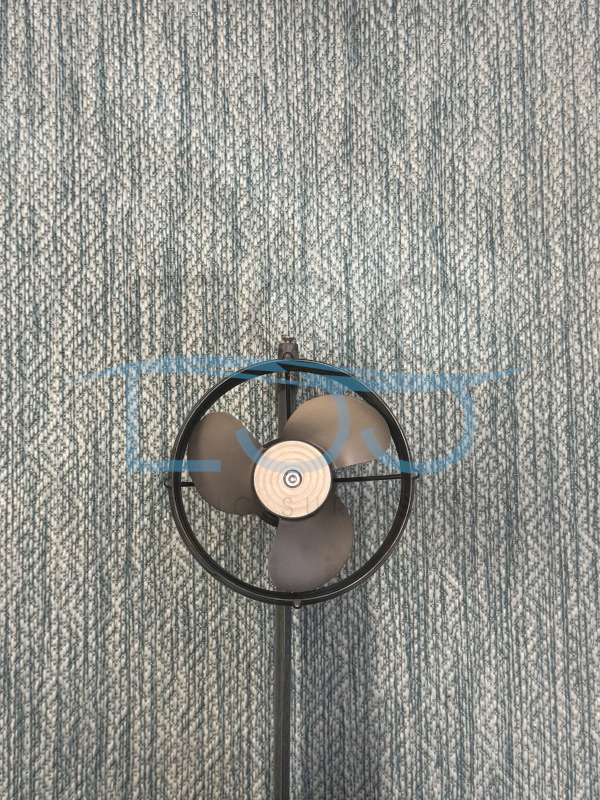 Lift 28 Mast with Fixed Prop and Shroud Cover (Pre Owned)2 Lift 28 Mast with Fixed Prop and Shroud Cover (Pre Owned)2